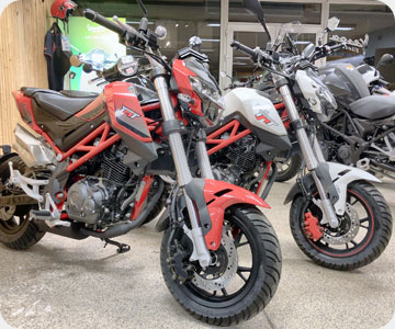 benelli naked