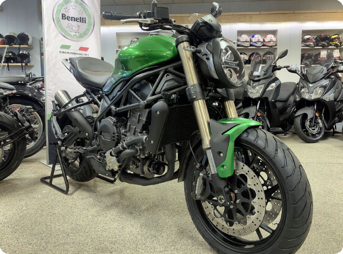 moto benelli scrambler verte