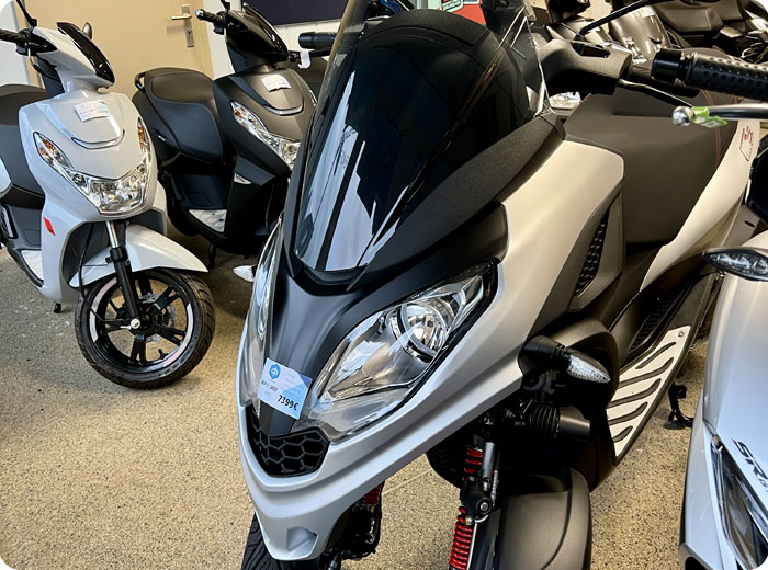 piaggio mp3 gris clair
